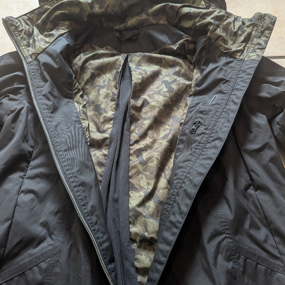 Lululemon Fo Drizzle Jacket - Picture 3 of 4
